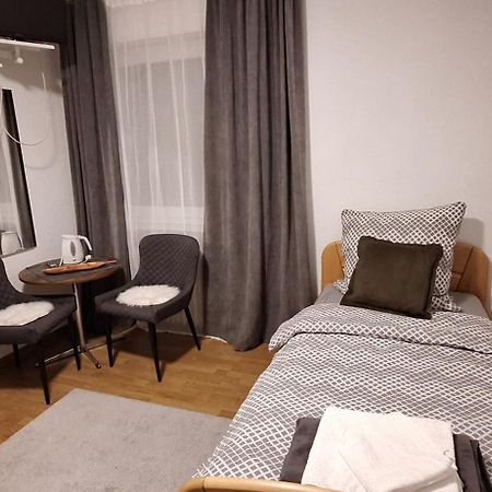 Haus Sissi Apartment Daun Exterior photo